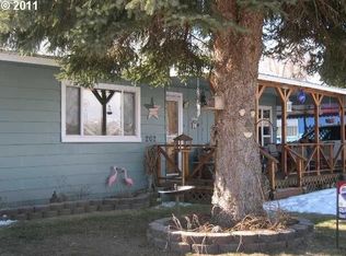 202 Valley St, Richland, OR 97870