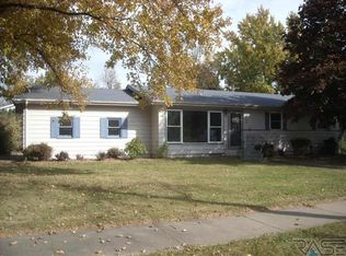 5912 W 46th St, Sioux Falls, SD 57106
