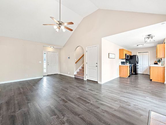 5th image of 2766 Ann Dr