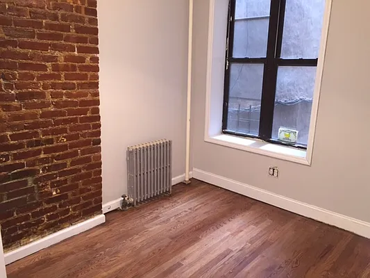 Rented by Premier Metro Realty Corp | media 23