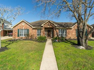2116 Paintbrush Ave, League City, TX 77573