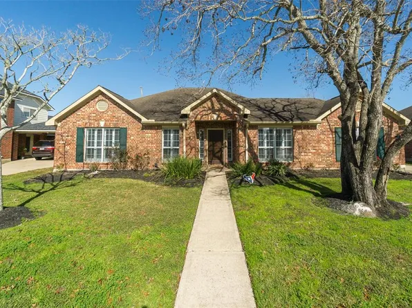 2116 Paintbrush Avenue, League City, TX 77573