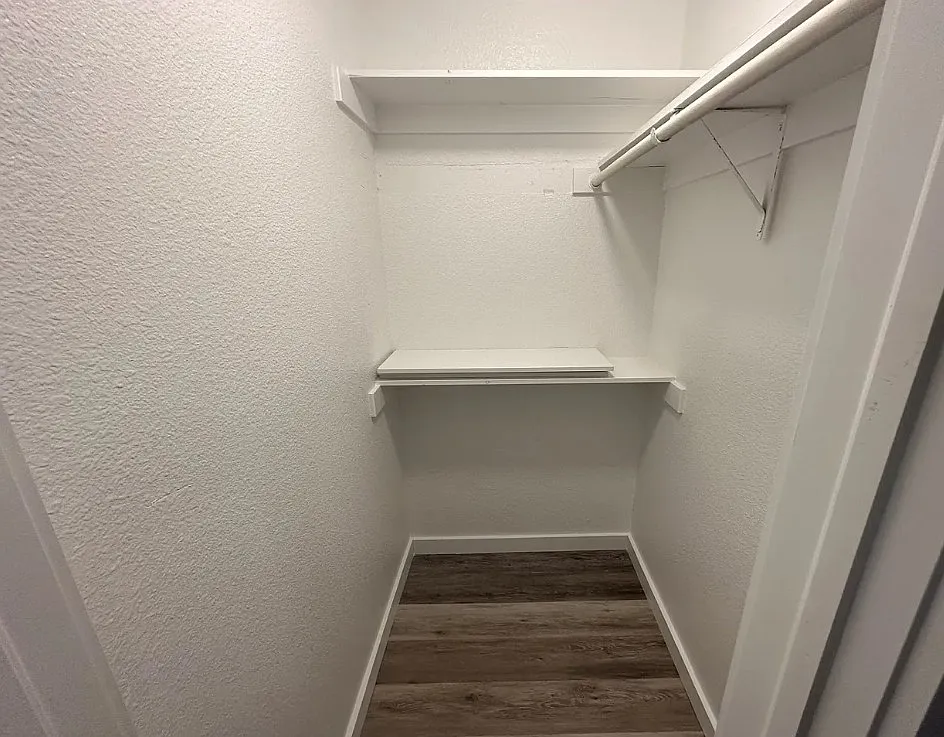 4 bed, 1242 sqft, $1,550 — Photo 4