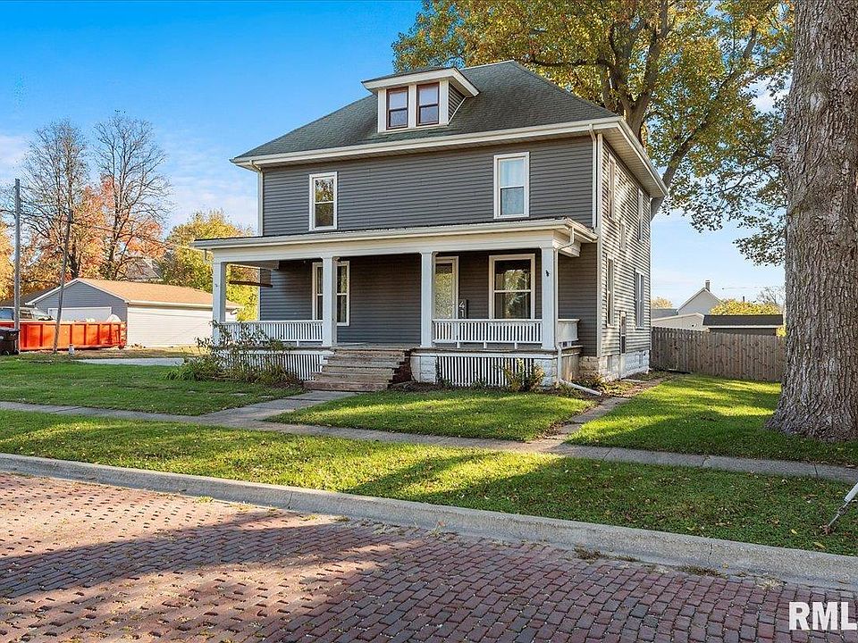 412 S ster St, Taylorville, IL 62568 Zillow