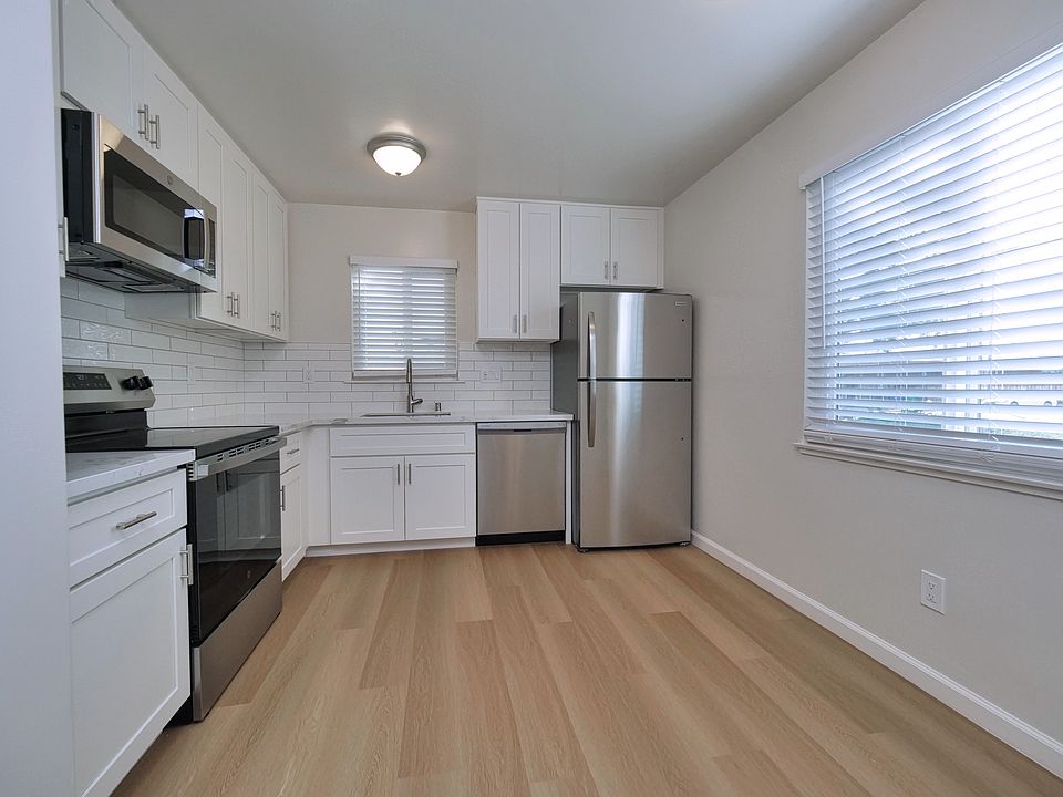 Kitchen + dining room