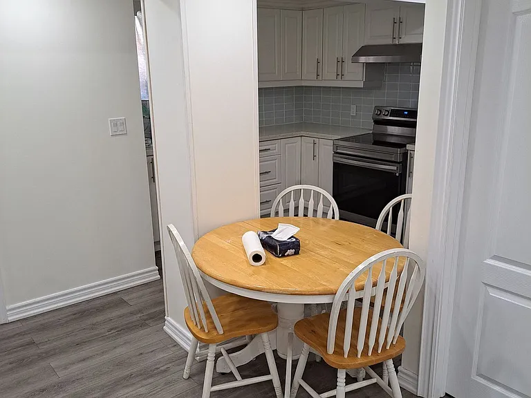 848 Danforth Rd #BASEMENT — Photo 3
