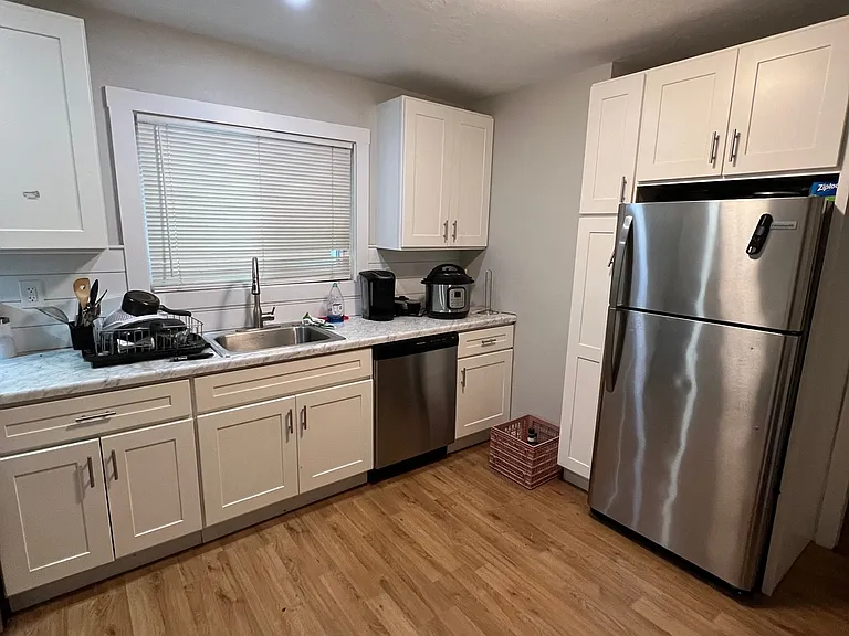 288 Meridian St #1 — Photo 7