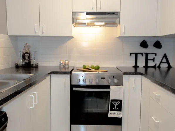 9914 97th Ave, Grande Prairie, AB T8V 7J7