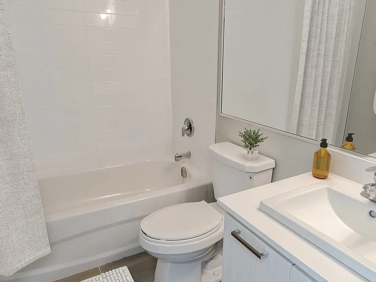 210 Markland Dr — Photo 9