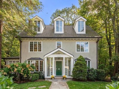 1430 Beacon St, Newton, MA, 02468