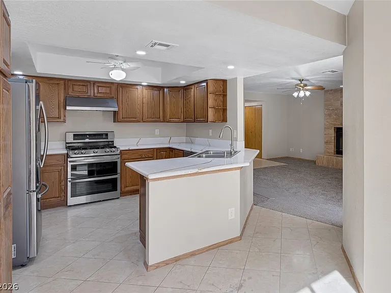340 Bekasina Dr — Photo 11