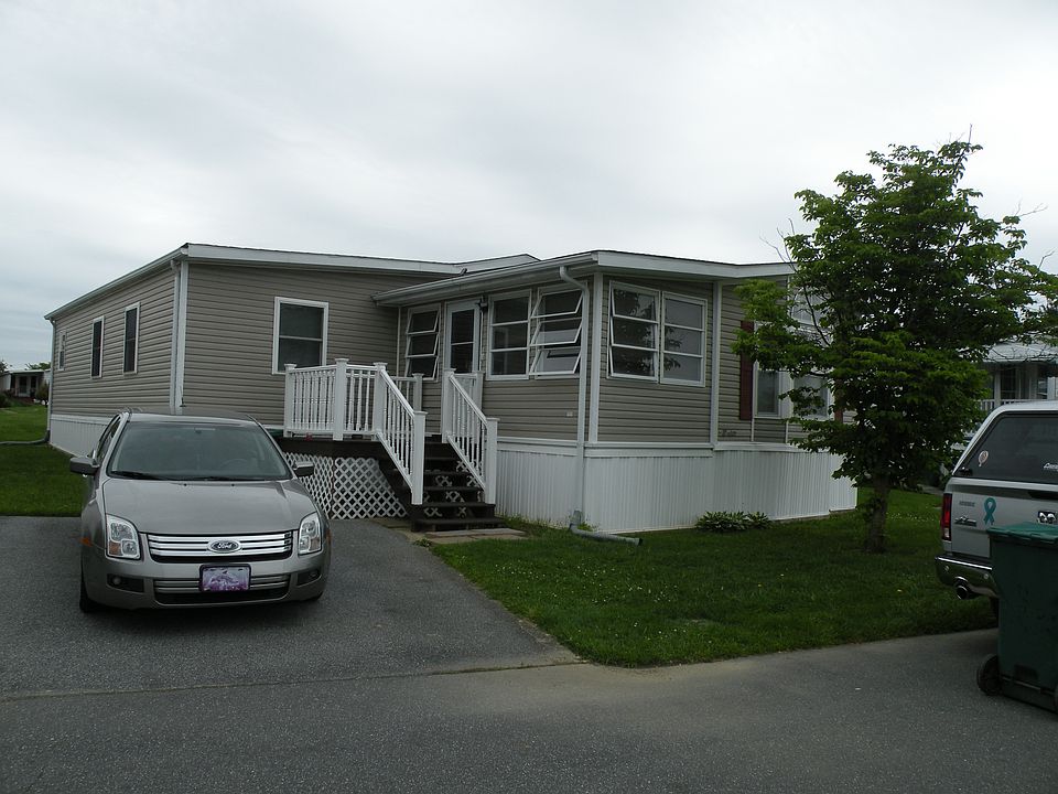 1st image of 1112 12th Ave