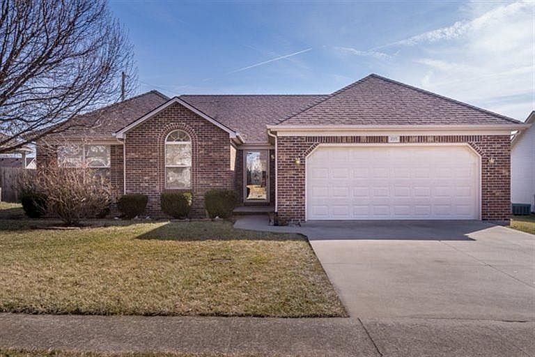 1st image of 225 Ashville Dr