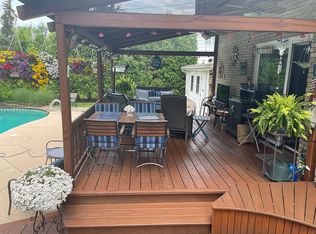 204 Surrey Run, Buffalo, NY 14221