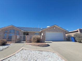 11205 Loma Del Sol Dr, El Paso, TX 79934
