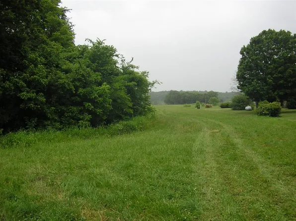 1425 E Hack Rd, Brownsville, KY 42210