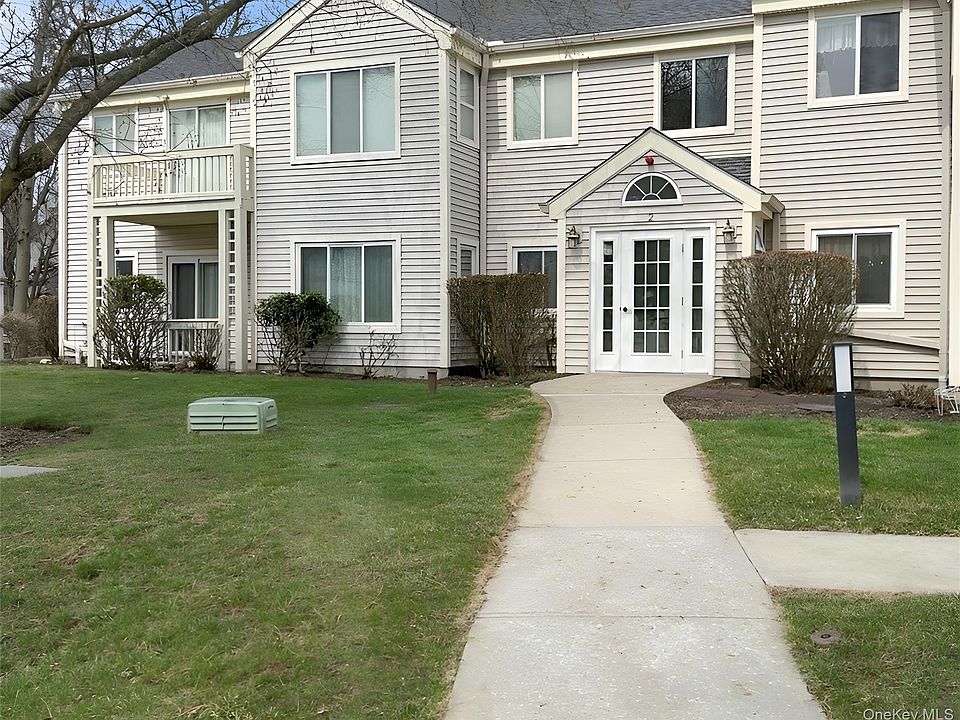 1st image of 27 Bayberry Drive