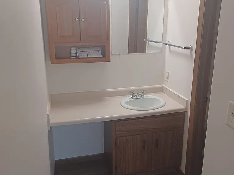 1025 Willow Ave — Photo 11