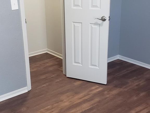 WALKIN CLOSET IN MASTER BEDROOM