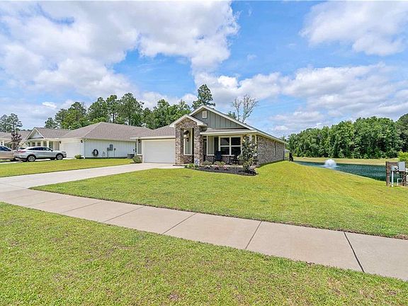 3rd image of 15875 Laurelbrooke Loop