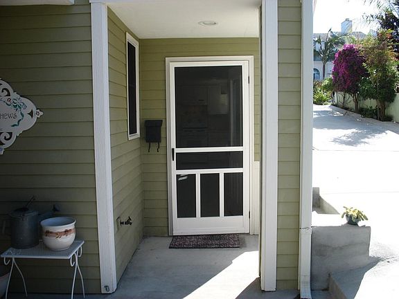 Entry Door Apartmet
