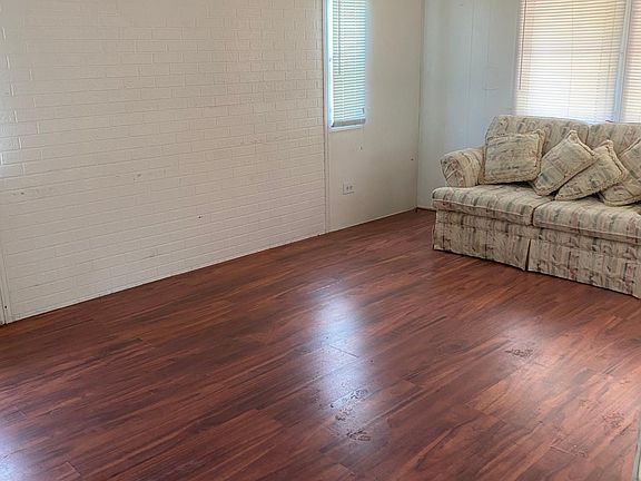 2nd image of 2109 Shady Cove Dr