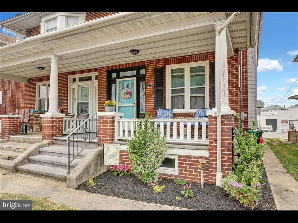 1st image of 1013 New Holland Rd