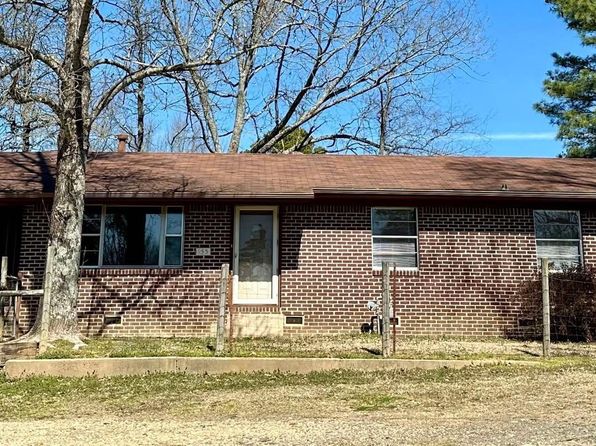 133 & 135 W Pearl St, Wickes, AR 71973