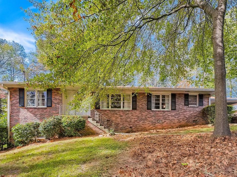 1st image of 2316 Echo Cliff Ct NE