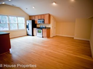 319 McCauley St APT B, Chapel Hill, NC 27516