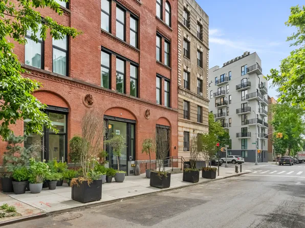 457 West 150th Street image 11 of 18