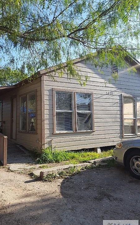 1st image of 2414 Ofelia Ave