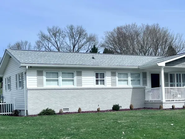 302 Blue Bonnet Dr, Bristol, TN 37620