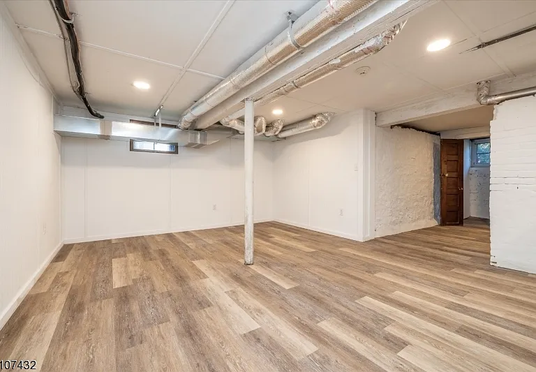 157 Forest St #1 — Photo 16
