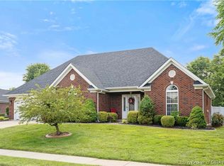 5602 Raintree Rdg, Jeffersonville, IN 47130