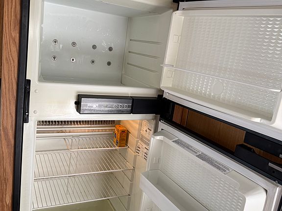 4th image of 2704 S Avenue B #10