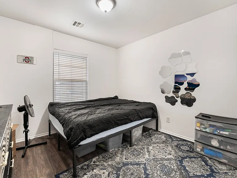 9132 Gabardine Ave — Photo 31