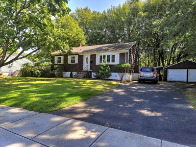 98 Baxter Lane, Milford, CT, 06460