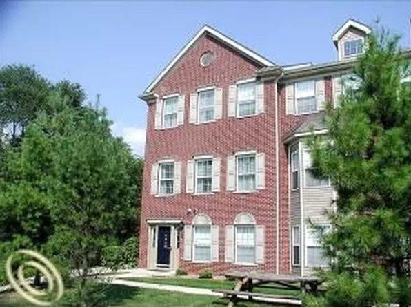 10880 Pardee Rd #45, Taylor, MI 48180