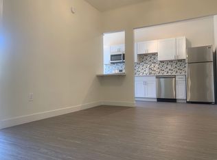 1623 N Mariposa, Los Angeles, CA 90027