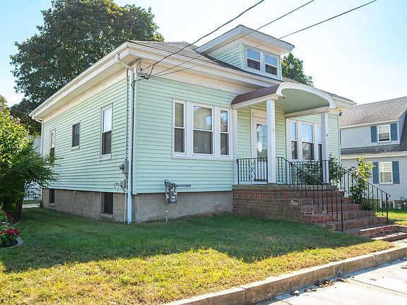4th image of 9 Gregg St