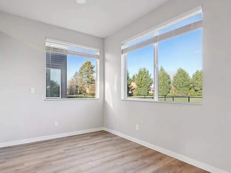 6201-6455 SE Quail Park Ln — Photo 13
