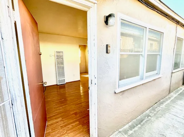 2055 N Morena Blvd, San Diego, CA 92110