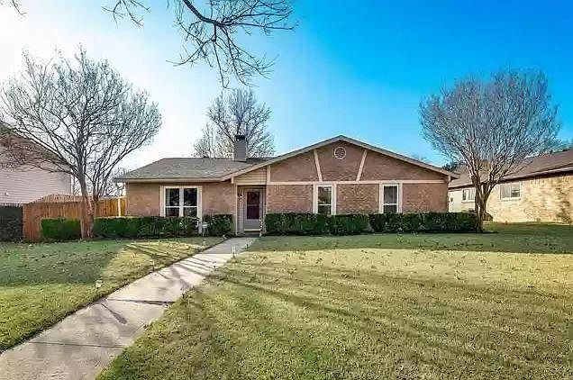 1st image of 2636 Charter Oak Dr
