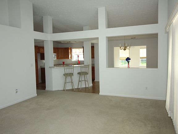 2nd image of 1166 Creek Bend Dr