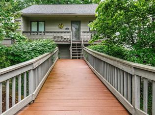 1845 E Waters Edge Dr, Bloomington, IN 47401
