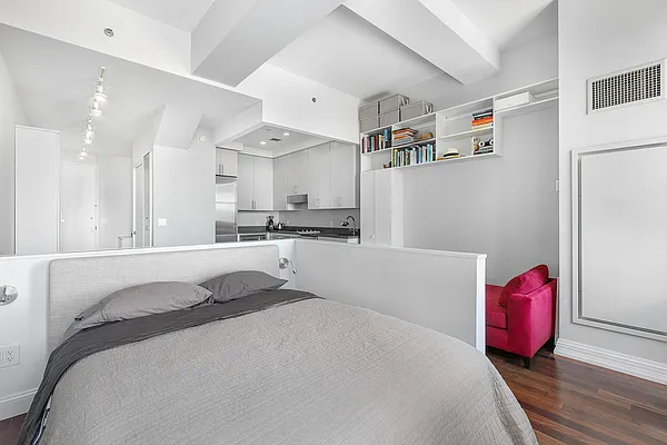 Sold by Compass | media 4