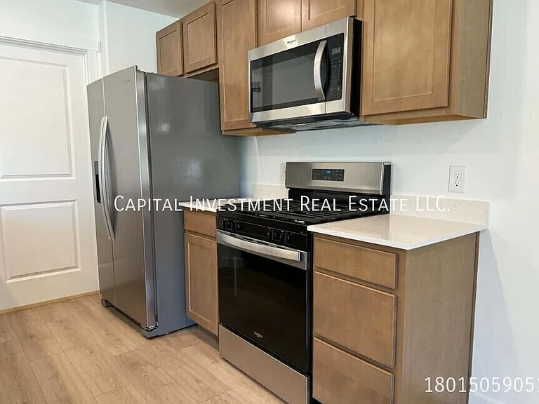 4347 N 325 E — Photo 5