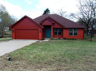 119 Frolic Rd, Gun Barrel City, TX 75156
