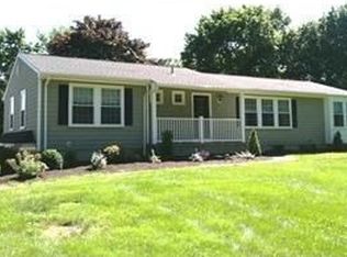 95 Peck Rd, Bethany, CT 06524
